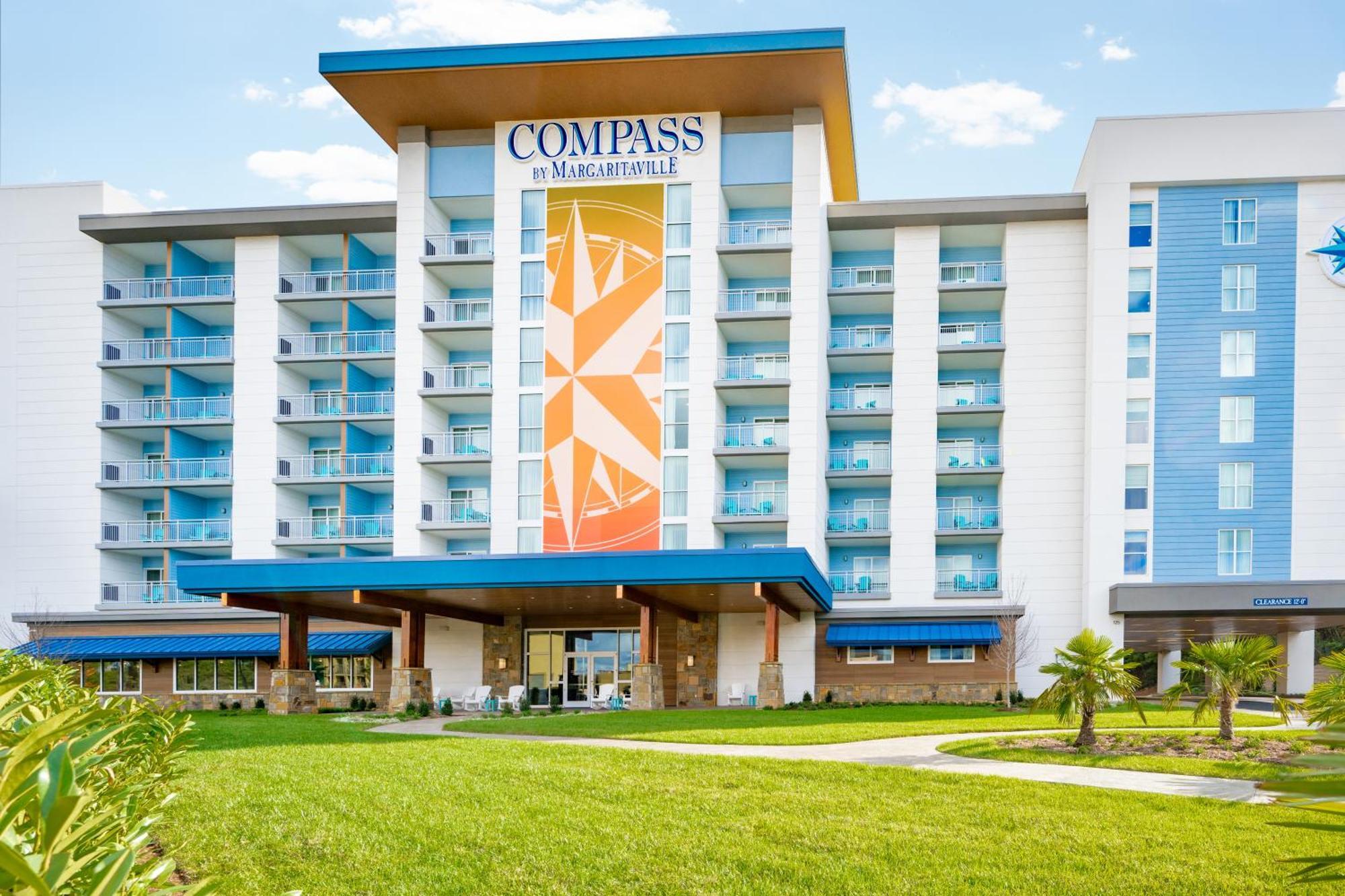 Compass By Margaritaville Hotel Pigeon Forge Exteriör bild